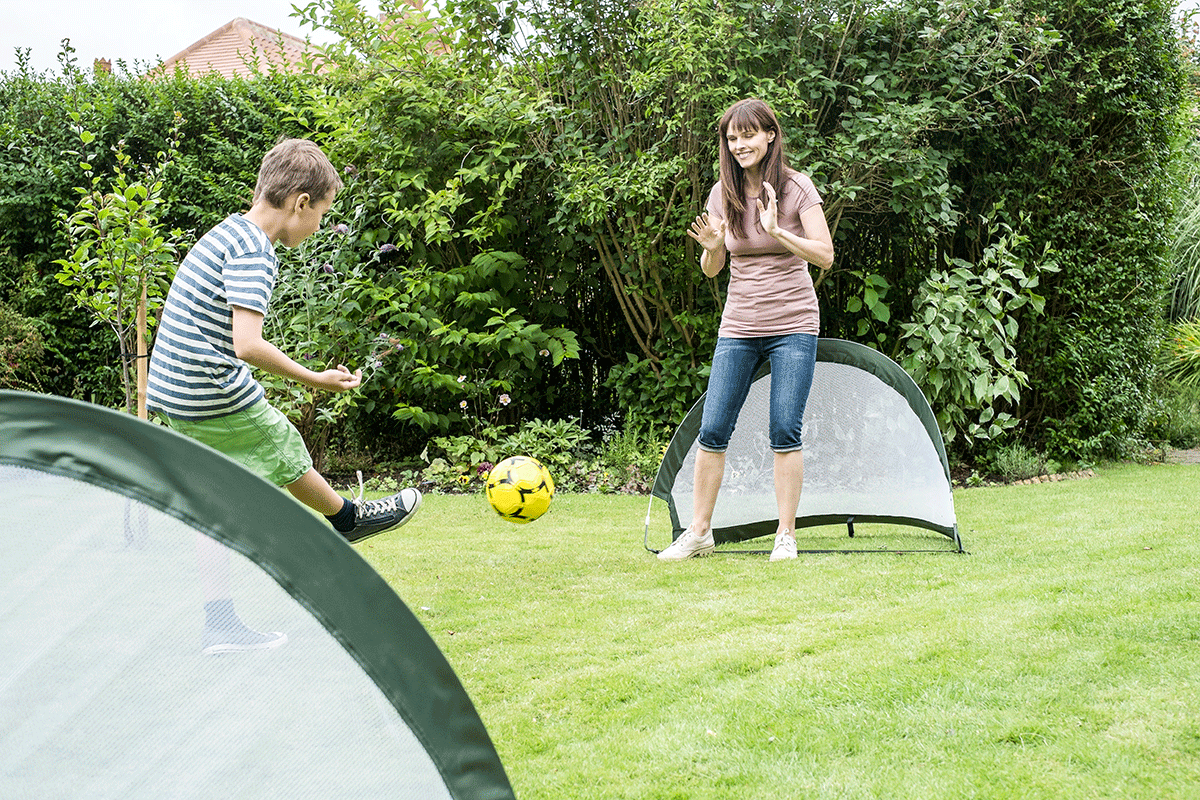 Traditional Garden Games 2 in 1 Pop Up Goal