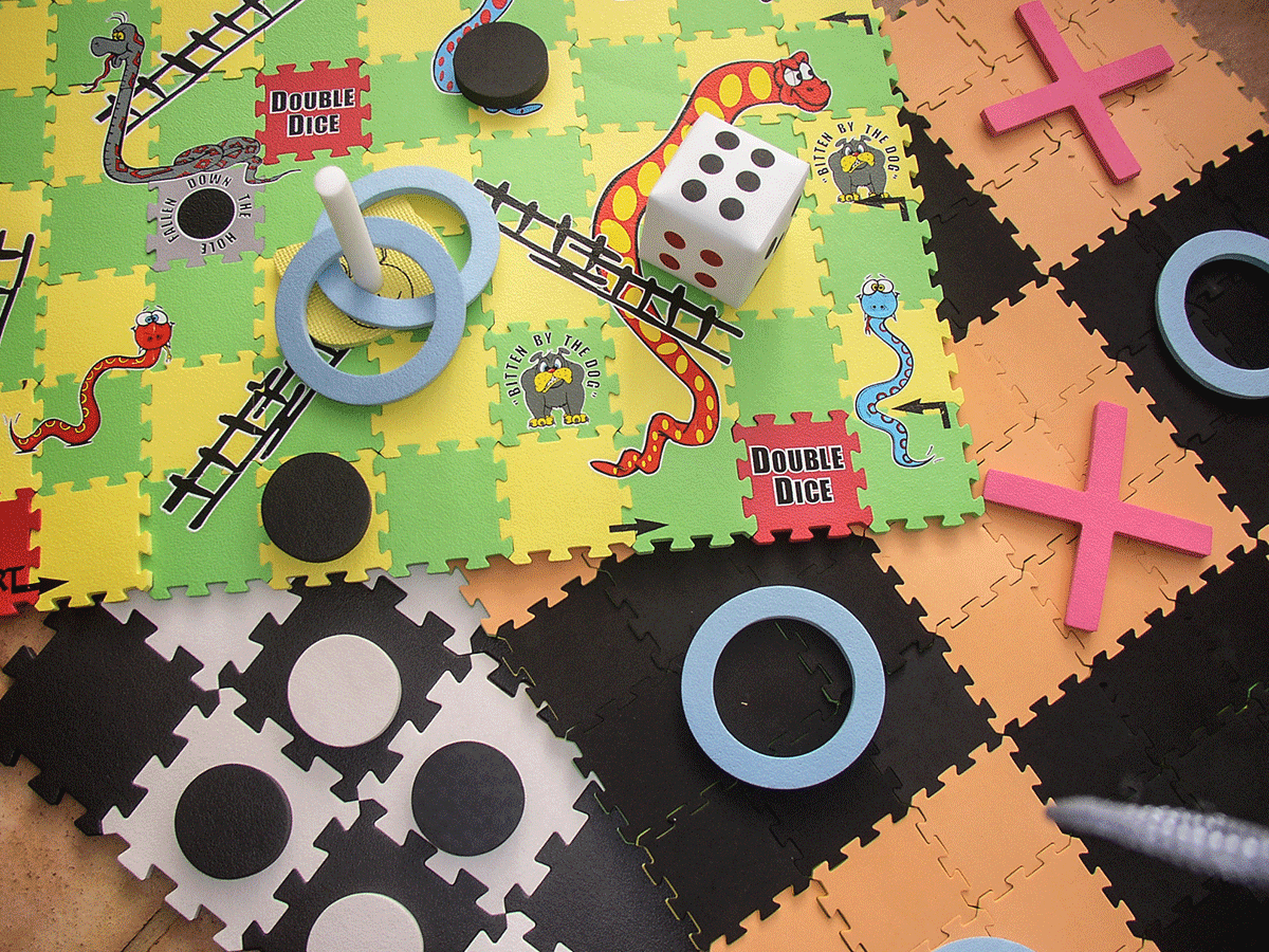 5 Big Games in One Set - Traditional Garden Games