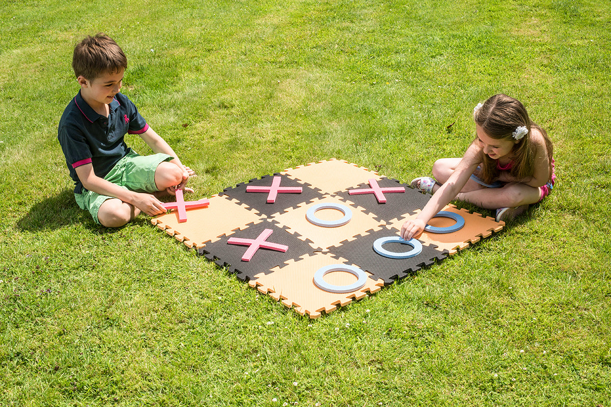 Traditional Garden Games Noughts &amp; Crosses